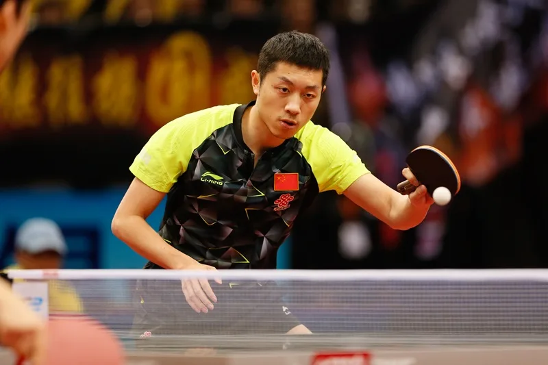 Tay vợt Xu Xin - "Phù thủy" trình diễn độc bản của làng bóng bàn thế giới.